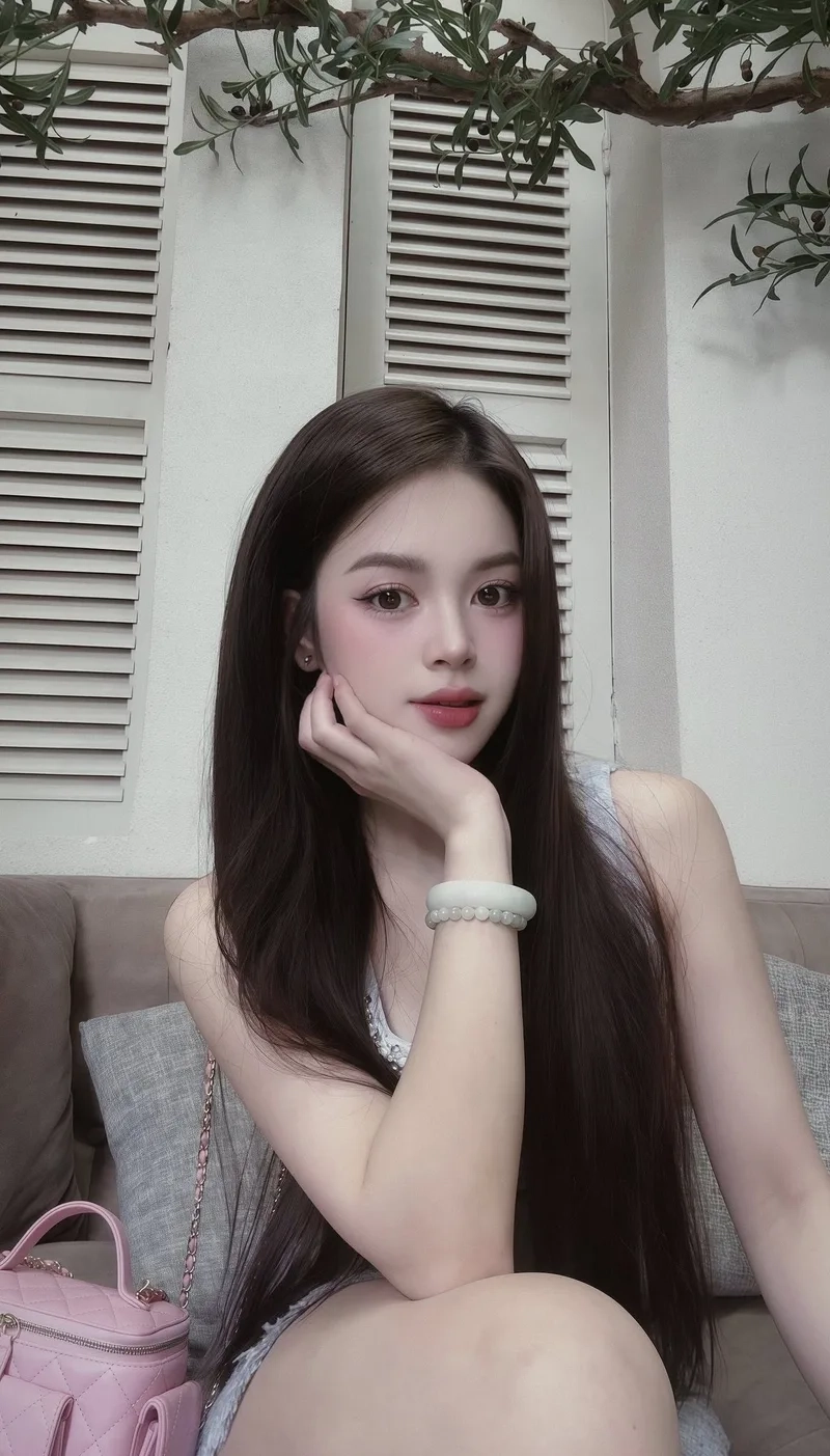 Thể hiện phong cách riêng cùng gái xinh 18 tuổi