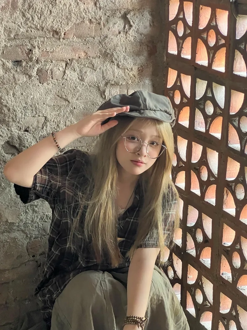 Thêm nét dễ thương cho avatar với Hình ảnh gái xinh dễ thương