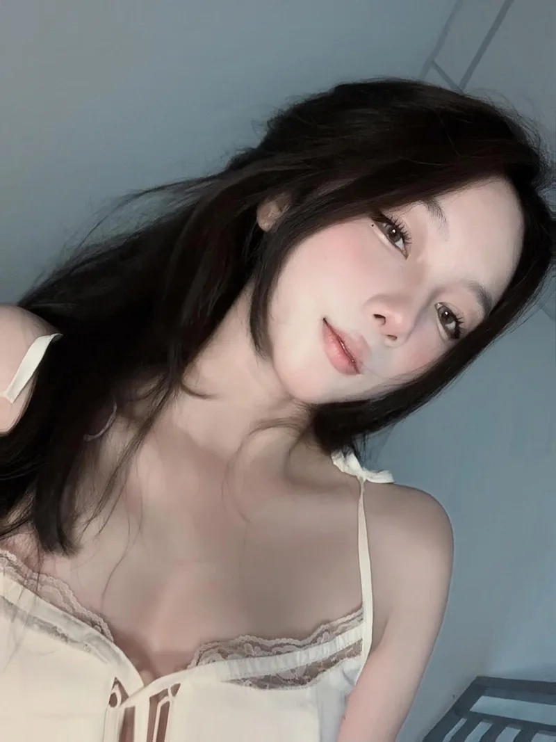 Tỏa sáng mọi lúc với Hình gái dễ thương