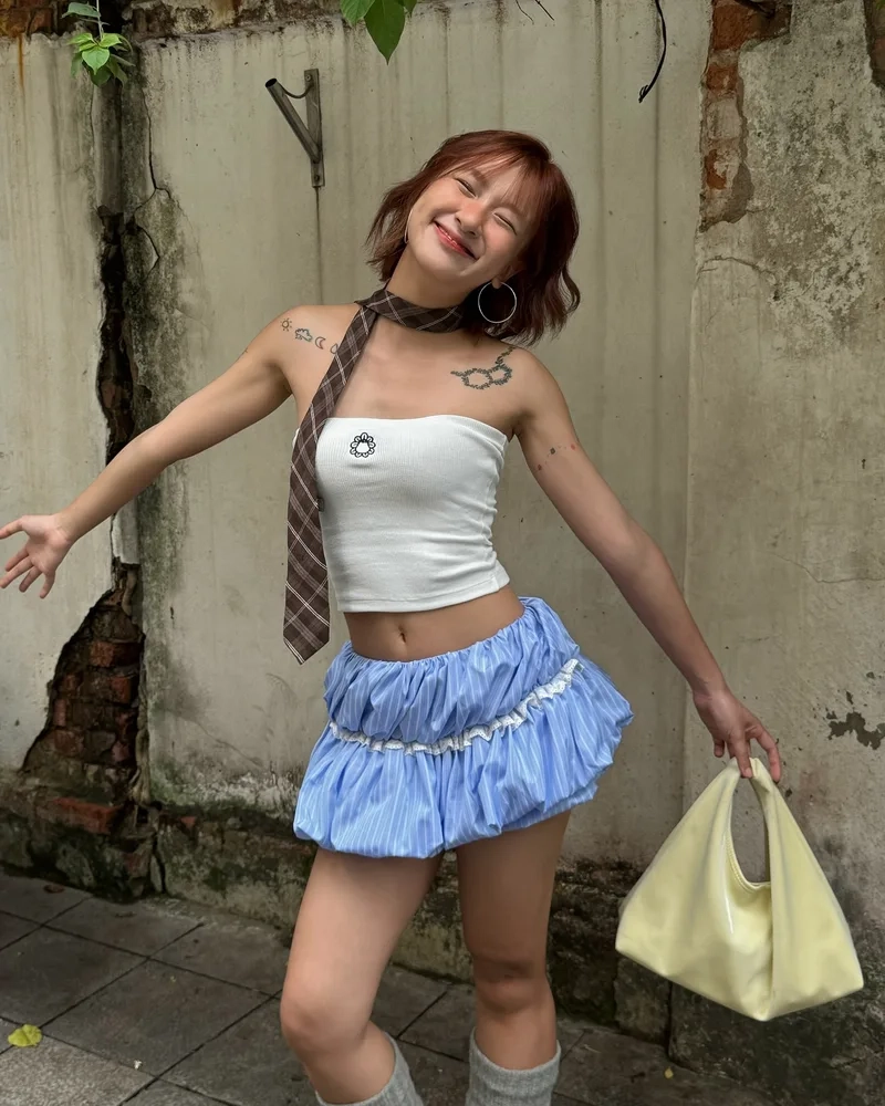 Thêm năng động cho avatar với ảnh gái xinh mặc váy