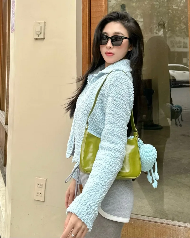 Khám phá Ảnh gái đẹp tóc dài đeo kính cực xinh và dễ thương