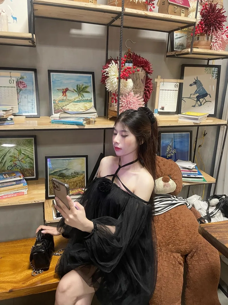 Chiêm ngưỡng nét đẹp nữ tính của Hình ảnh cô gái đẹp Việt Nam