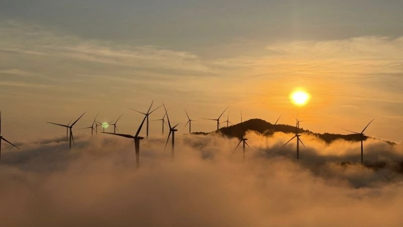 Dòng khí thay đổi hướng khi hình thành gió trên cao