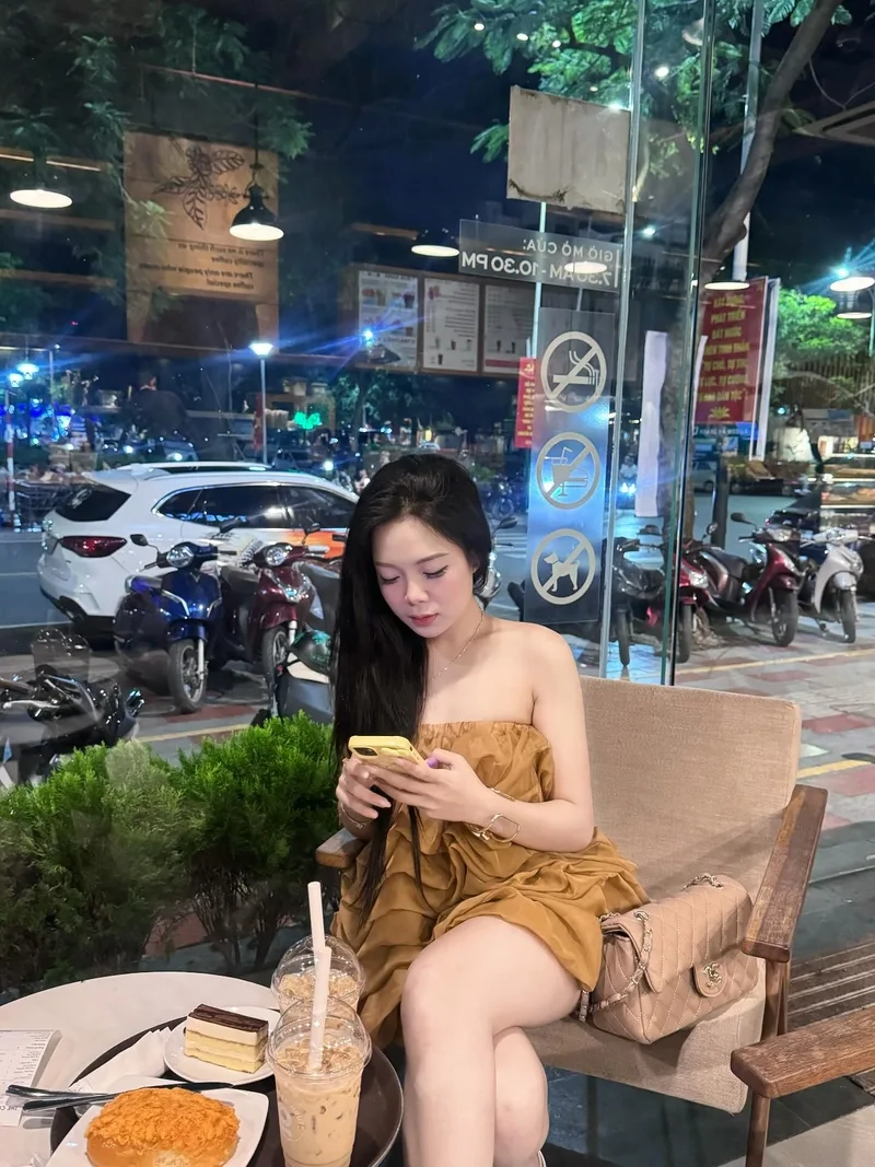 Sưu tầm Hình nền gái đẹp cho điện thoại miễn phí cực hấp dẫn