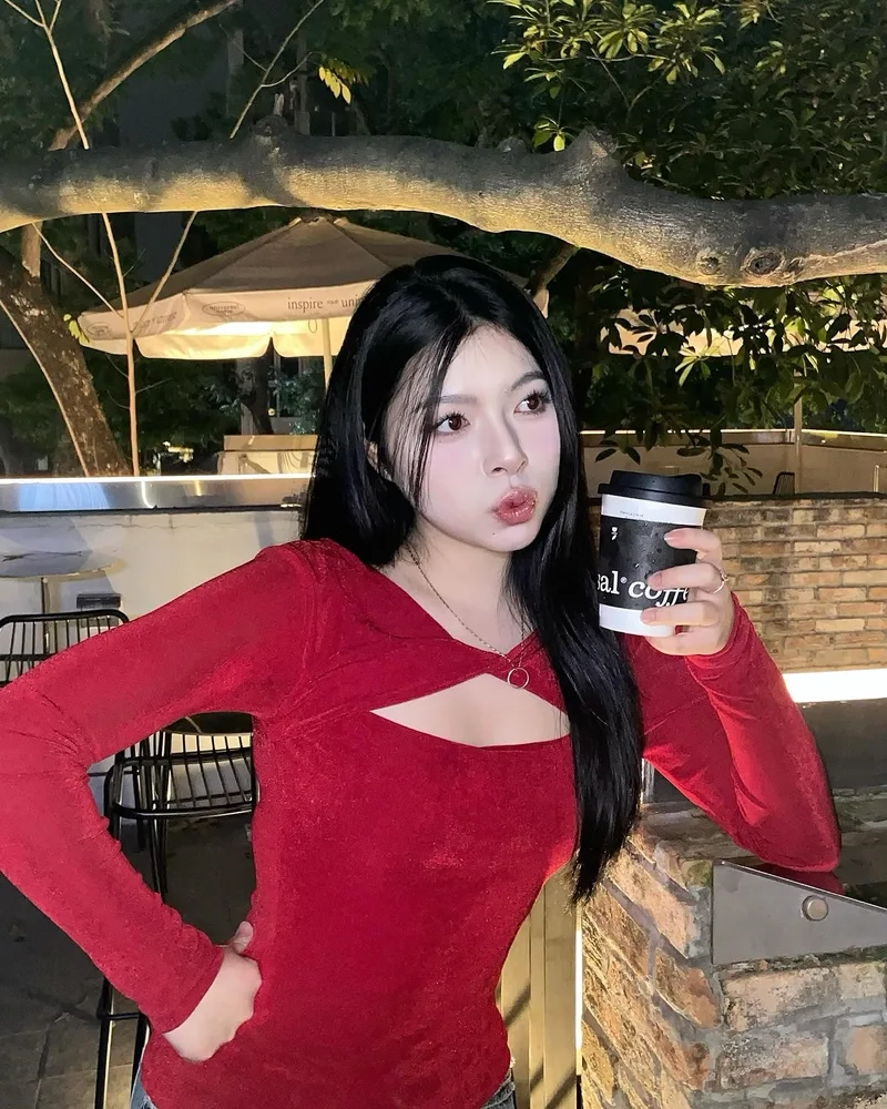 Ngắm Hình ảnh gái 2k5 dễ thương nhất HD sắc nét và sống động