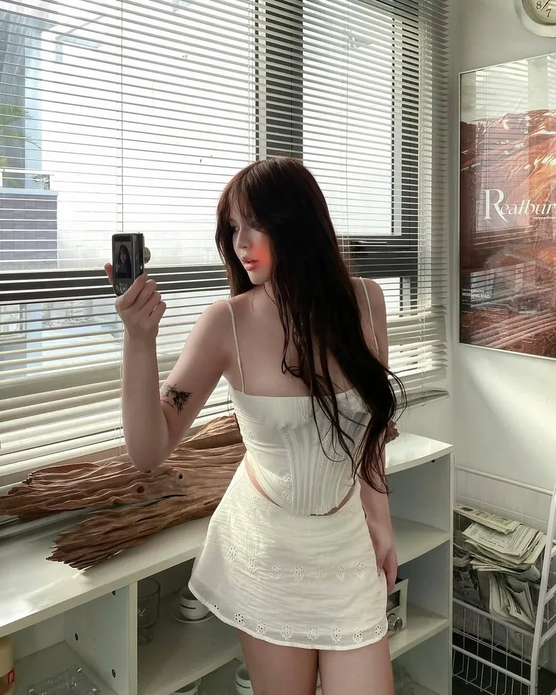 Thay đổi màn hình với Hình nền gái k7 cho máy tính