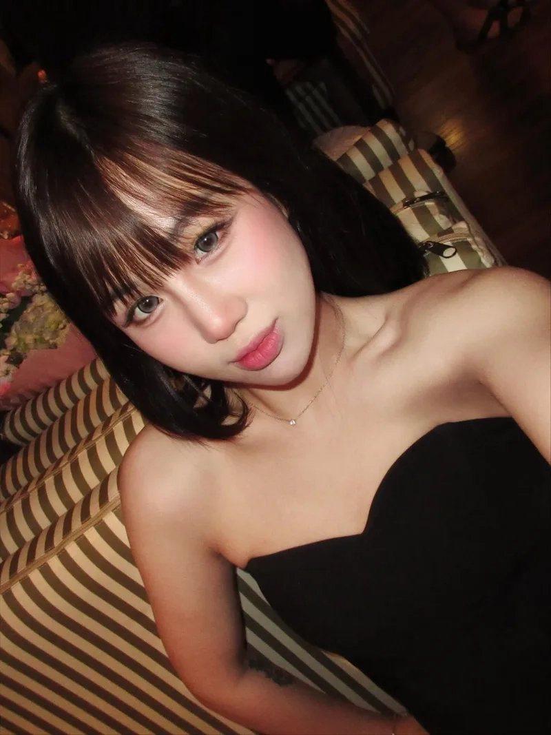 Sắc nét trọn vẹn với Tải hình nền gái đẹp cho điện thoại HD