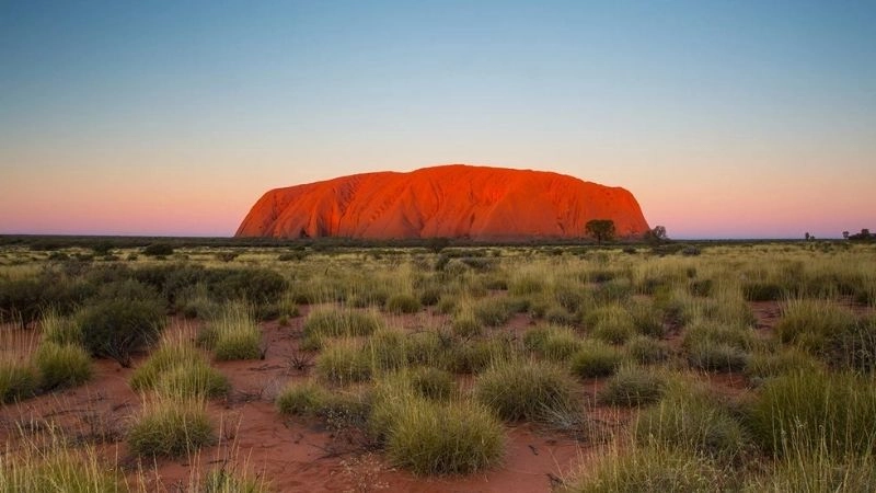 Khí hậu lục địa nổi bật với mùa hè nóng và mùa đông băng giá