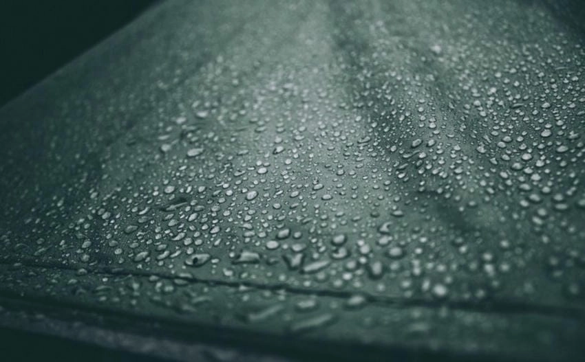 Hơi nước ngưng tụ thành hạt là nguồn gốc trực tiếp của lượng mưa