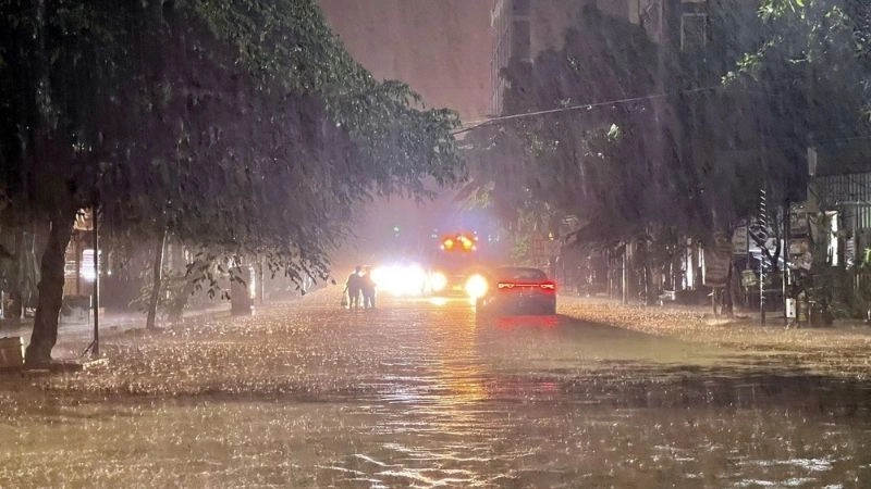 Mưa to là hiện tượng thời tiết có lượng nước dồn dập