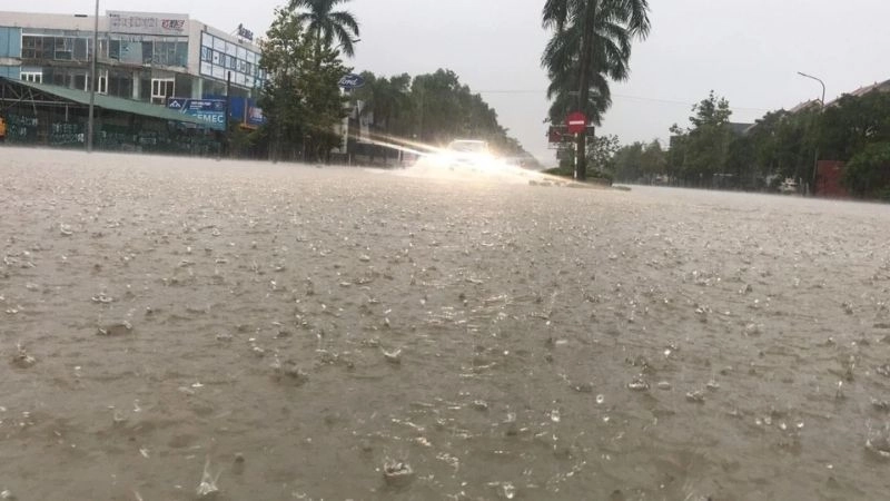 Cường độ mưa tăng mạnh khi xảy ra hiện tượng mưa xối xả