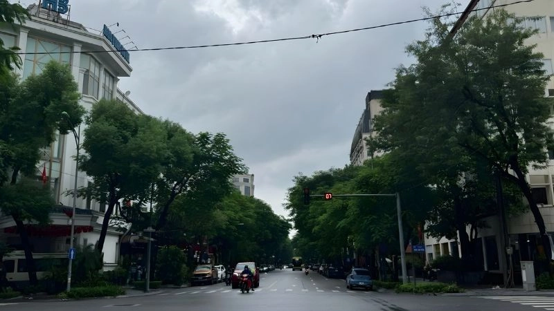 Ngớt mưa là giai đoạn mưa giảm dần và sắp kết thúc