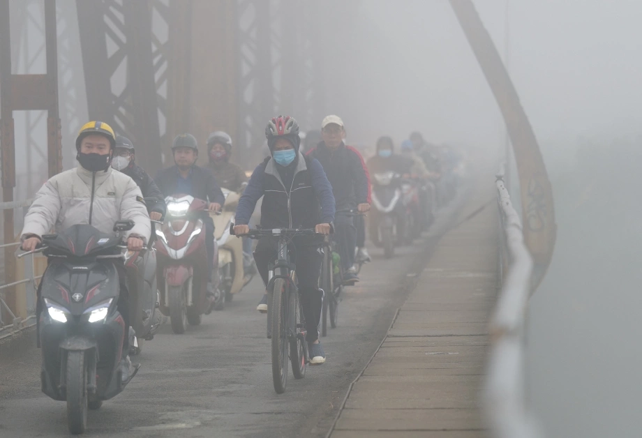 Sương mù dày đặc thường xuất hiện báo hiệu thời tiết đang nồm ẩm