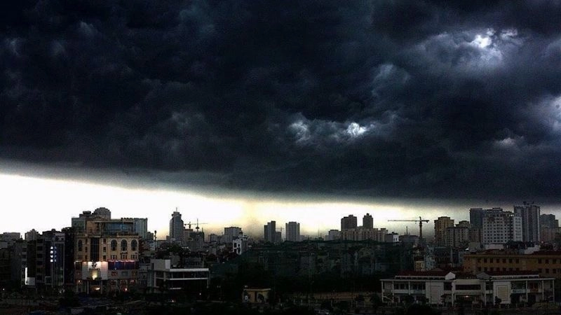 Ngưng tụ hơi khí quyển tạo điều kiện sinh ra nước mưa