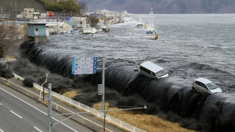 Nước dâng bất thường là hệ quả trực tiếp của sóng do bão