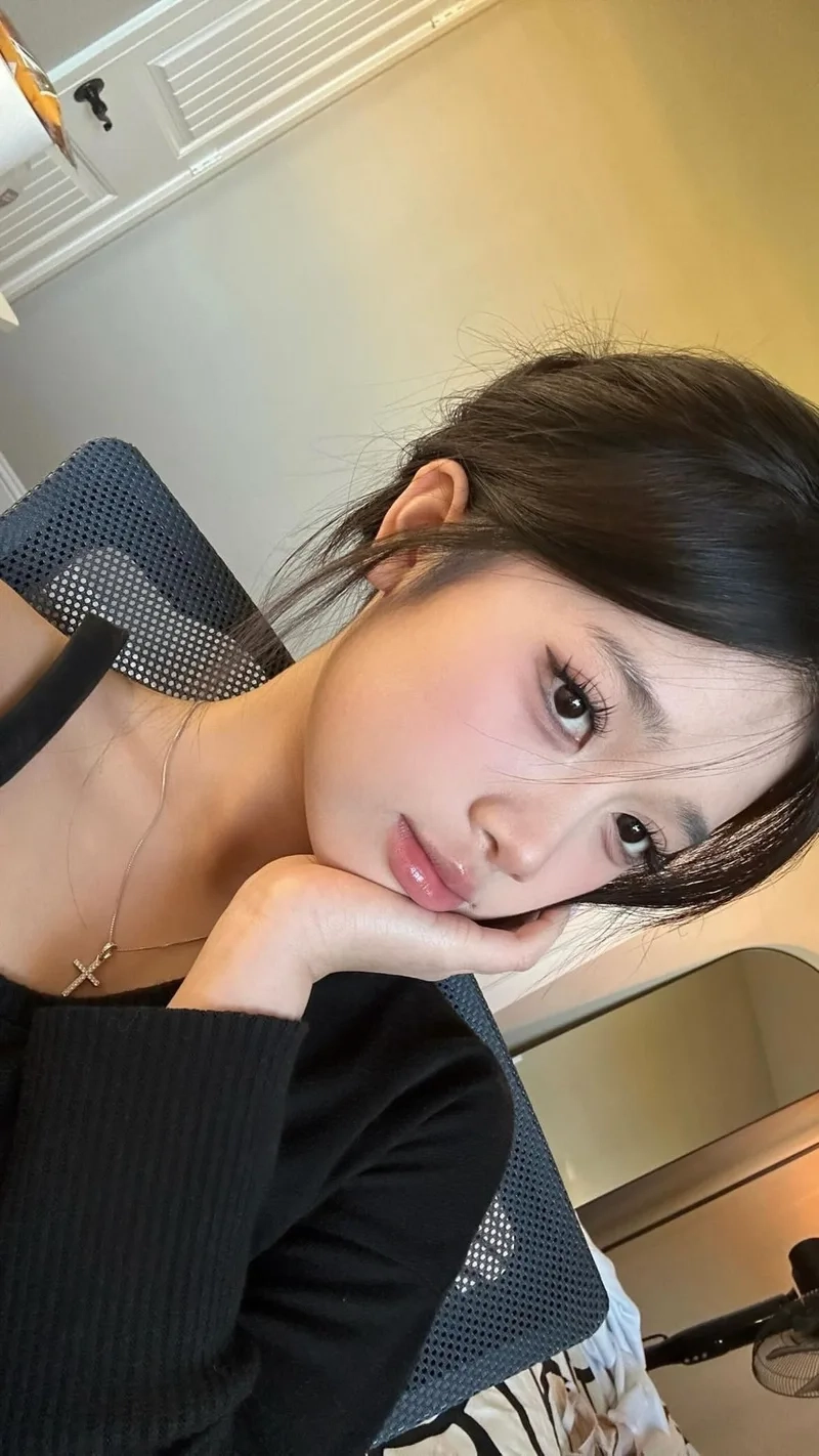 Thả tim cho Hình nền gái đẹp miễn phí cho điện thoại cực xinh