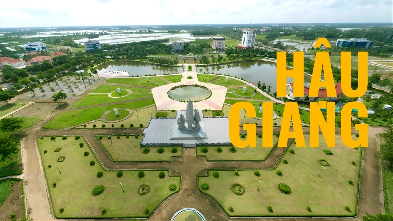 Hậu Giang yên bình với sông nước mênh mông