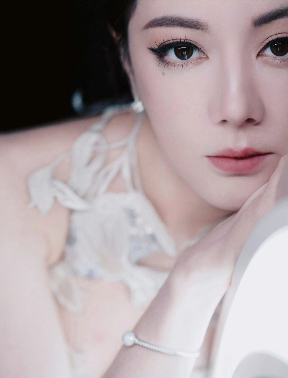 Nghìn lẻ một đêm Địch Lệ Nhiệt Ba hay