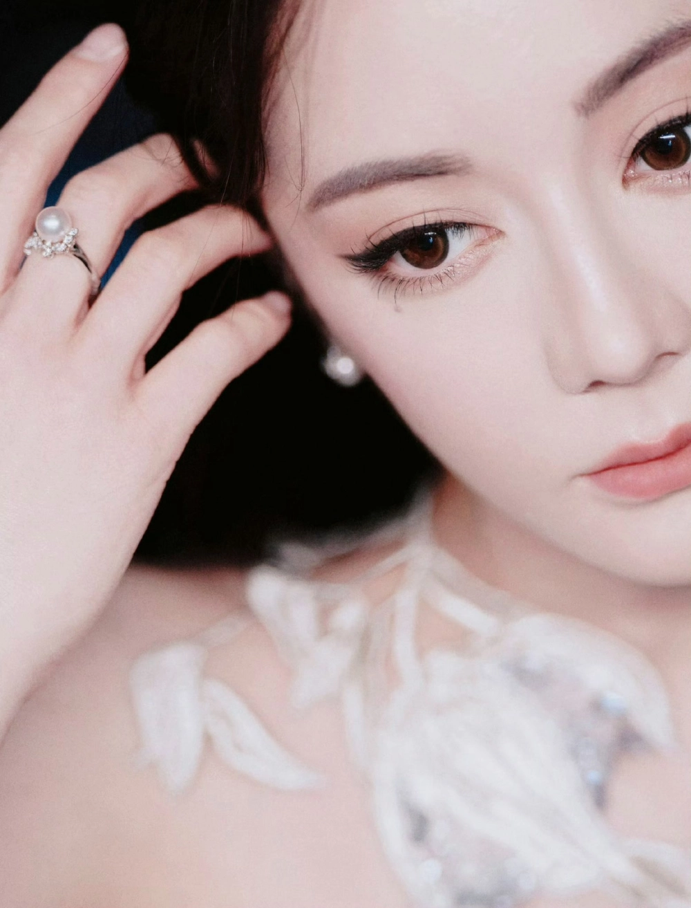 Phim của Địch Lệ Nhiệt Ba luôn được mong