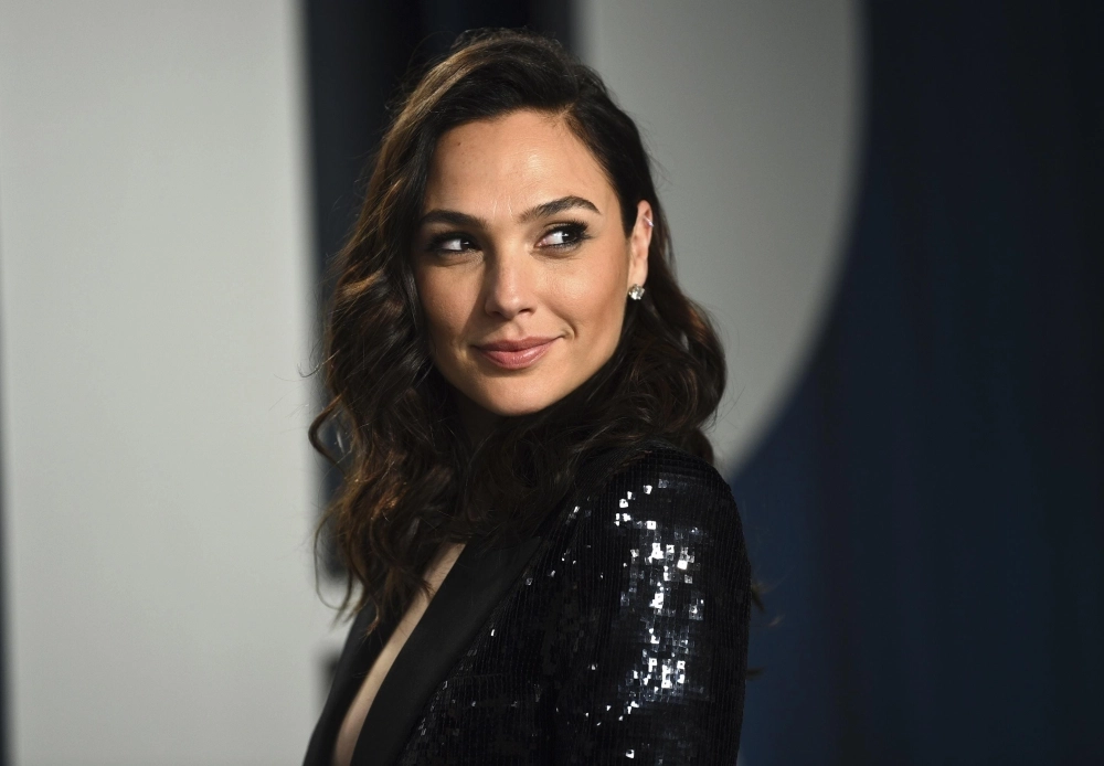 Gal Gadot IG thu hút hàng triệu người theo dõi nhờ hình ảnh đời thường giản dị.