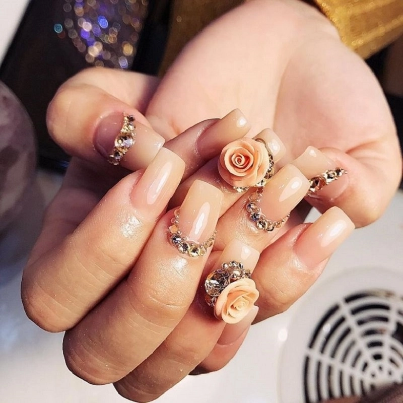 Cách vẽ nail hoa hồng đẹp đều nét và hài hòa