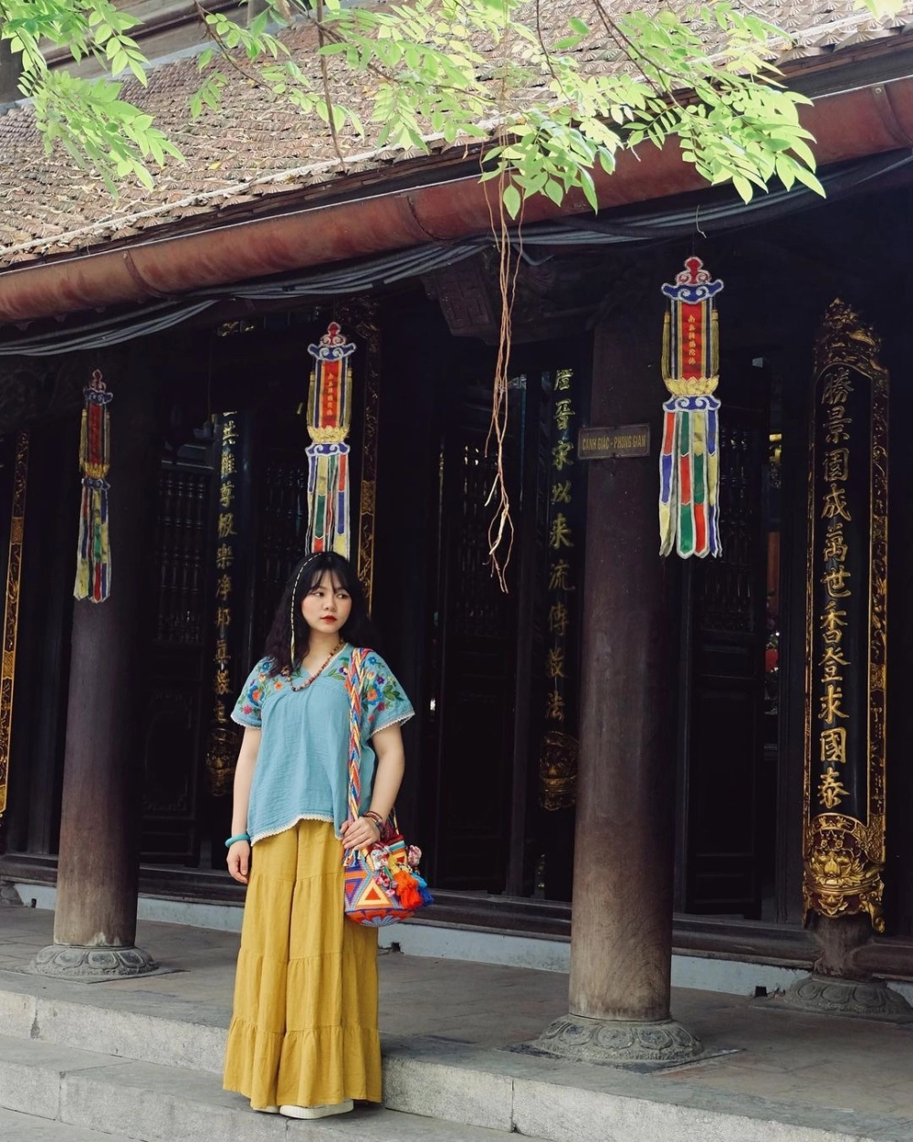 Tham quan chùa Hà mang lại cảm giác an yên.