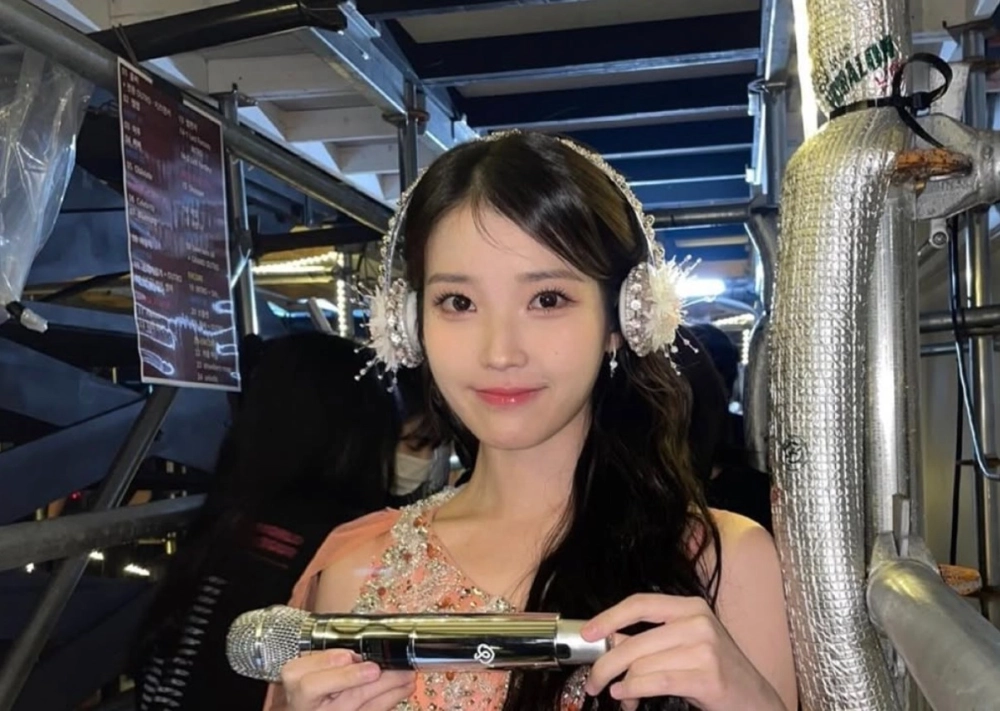 Iu my mister được đánh giá cao về diễn xuất và chiều sâu cảm xúc