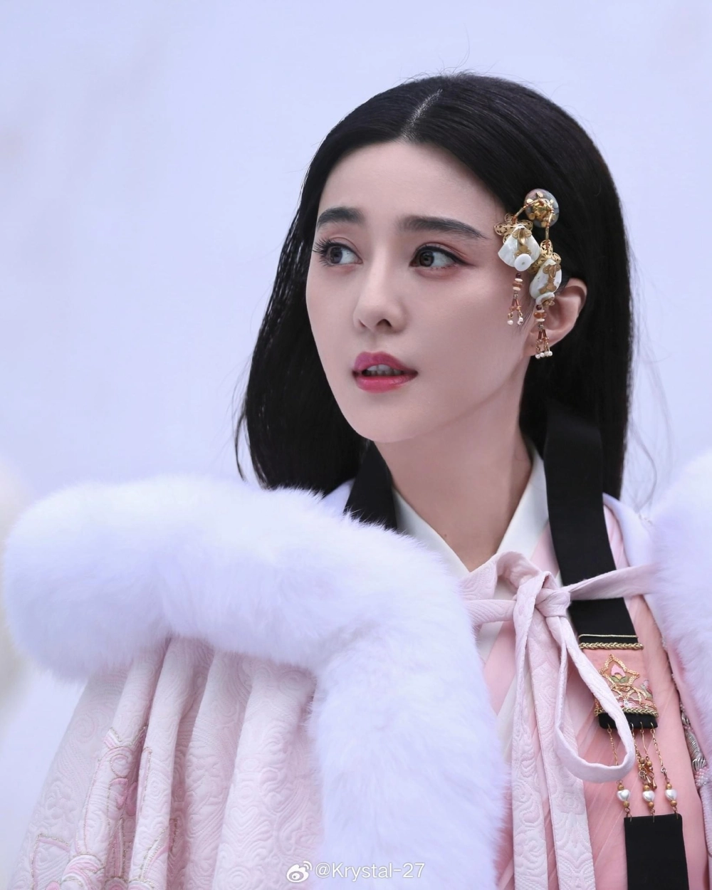 Phạm băng băng đắp mặt nạ mỗi ngày gây chú ý với bí quyết làm đẹp