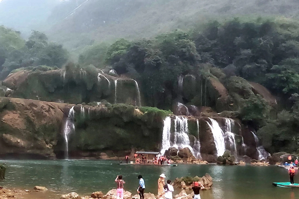 Khu du lịch Thác Bản Giốc được đầu tư phát triển.