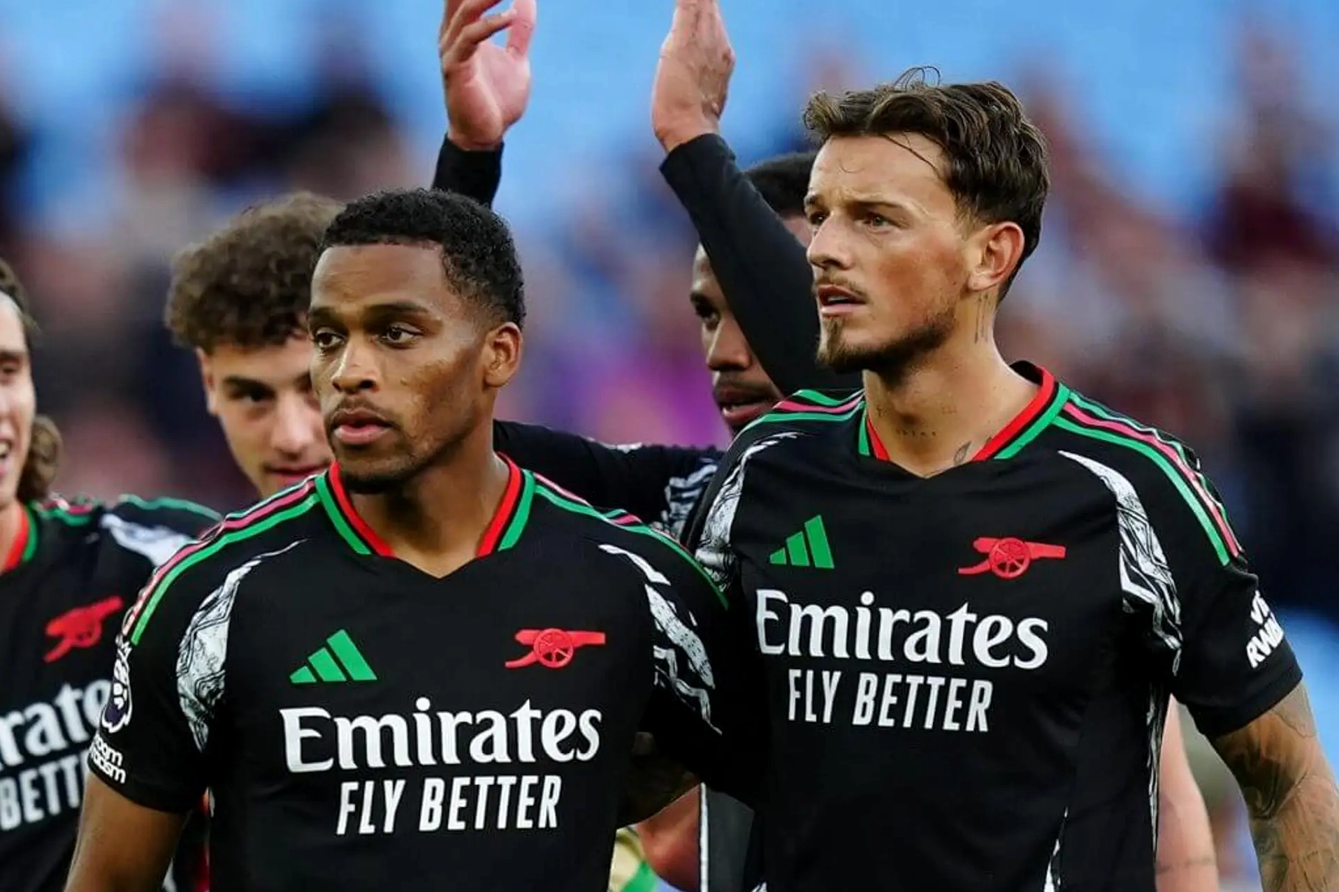 Ben White và đồng đội Jurrien Timber của Arsenal