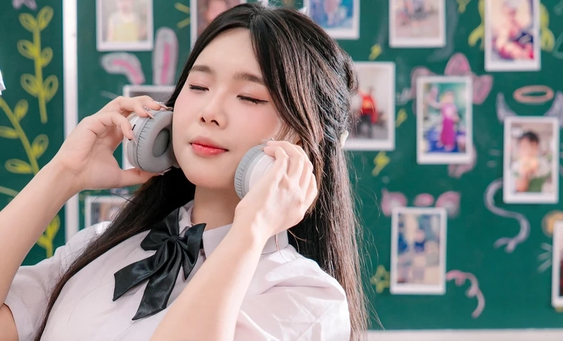 Nghệ thuật trong concept gái mặc đồ học sinh chụp ảnh