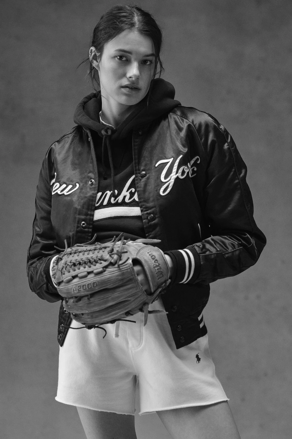 Người mẫu trong trang phục thể thao Ralph Lauren, tôn vinh tinh thần thể thao và sự sang trọng Tiểu sử Mickey Mantle