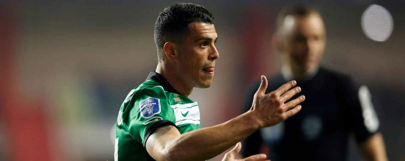 Pedro Porro của Sporting CP thể hiện sự quyết tâm trong trận đấu