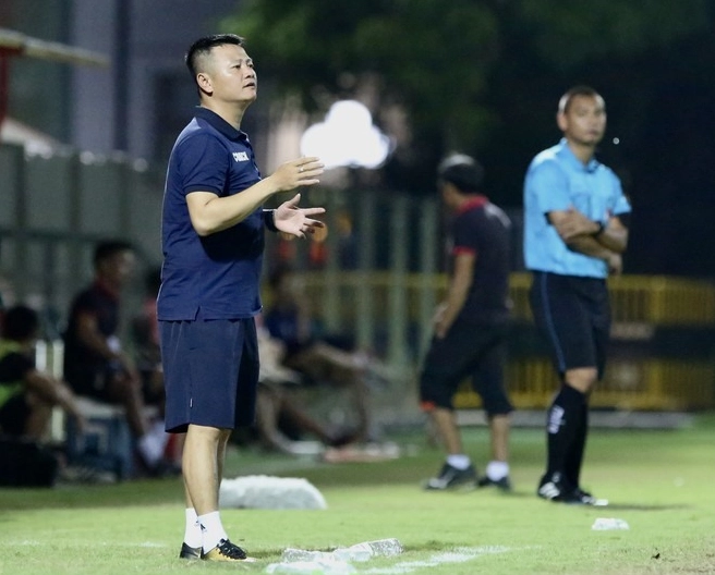 Văn Quyến hiện đang là trợ lý huấn luyện viên câu lạc bộ Sông Lam Nghệ An. Phạm Văn Quyến